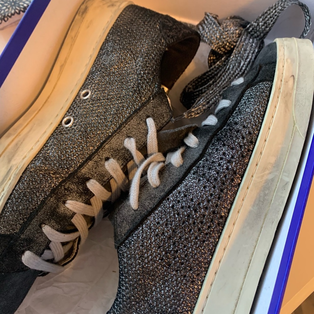 P448 Black and Gray Textured Sneakers